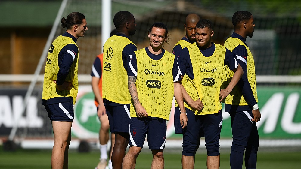 France players at training ©AFP